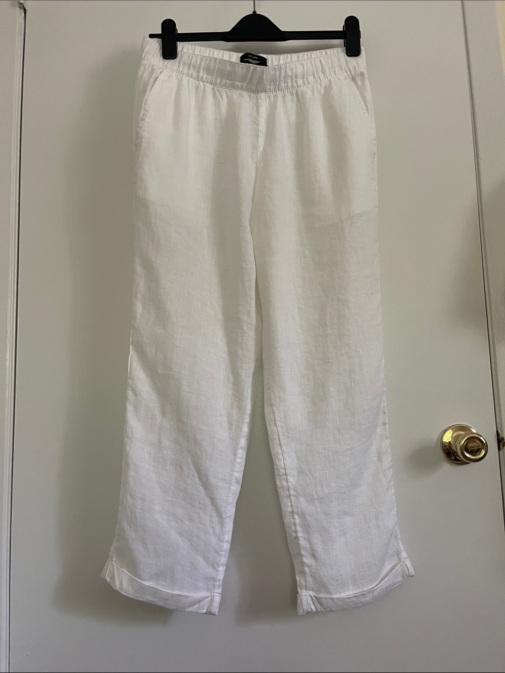 Tahari White Linen Elastic Waist Pants